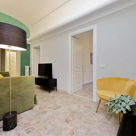 Flatinrome Termini 1 *